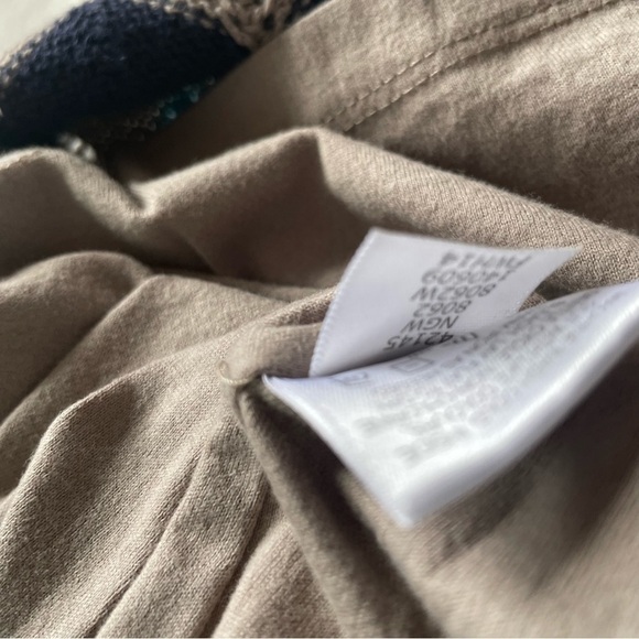 Hanna Andersson Sweater Dress - Picture 7 of 11